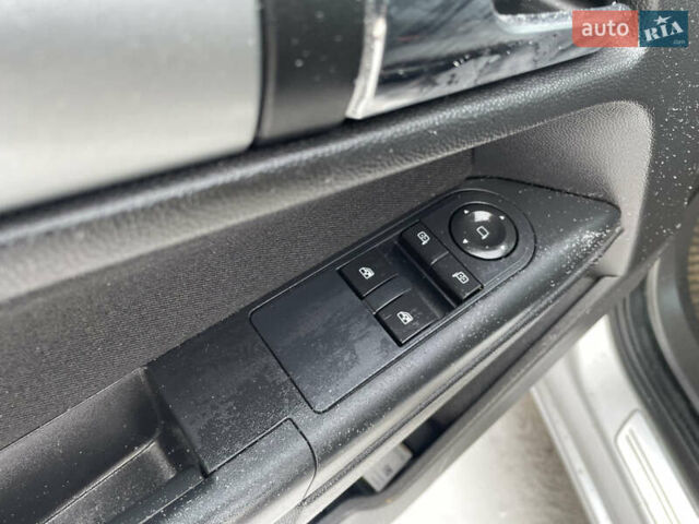 Сірий Опель Астра, об'ємом двигуна 1.7 л та пробігом 228 тис. км за 5700 $, фото 32 на Automoto.ua