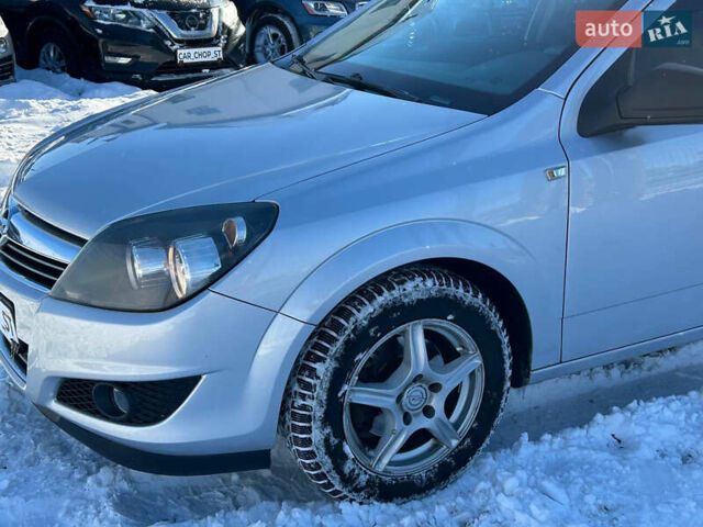 Серый Опель Астра, объемом двигателя 1.8 л и пробегом 271 тыс. км за 5900 $, фото 4 на Automoto.ua