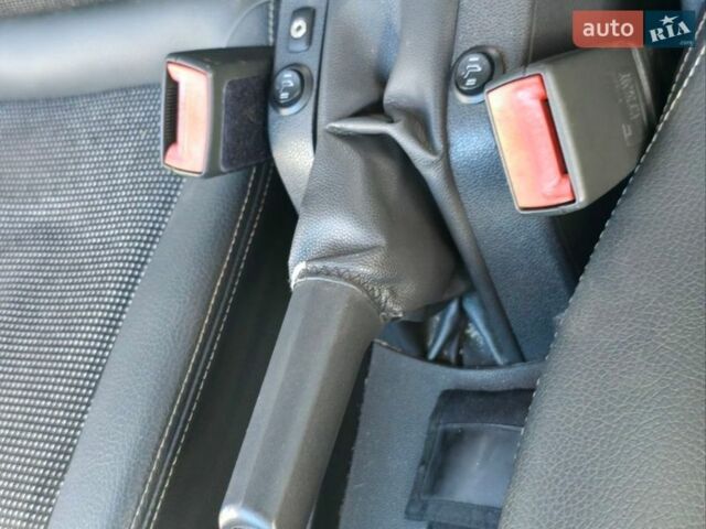 Серый Опель Астра, объемом двигателя 1.6 л и пробегом 248 тыс. км за 6500 $, фото 28 на Automoto.ua