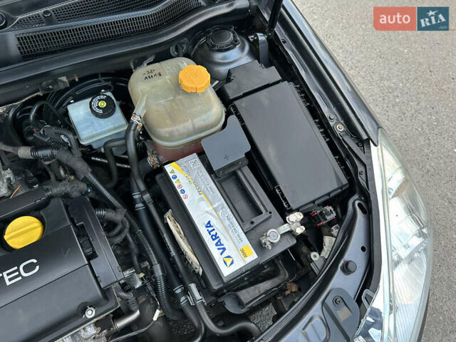 Опель Астра 2010 в Полтаве на Automoto.ua Серый Опель Астра, объемом двигателя 1.6 л и пробегом 143 тыс. км за 6500 $, фото 68 на Automoto.ua