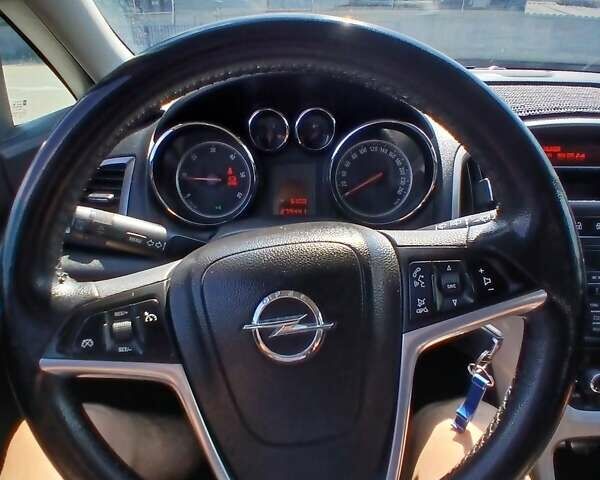 Опель Астра 2010 у Тернополі на Automoto.ua Сірий Опель Астра, об'ємом двигуна 1.69 л та пробігом 279 тис. км за 6999 $, фото 11 на Automoto.ua