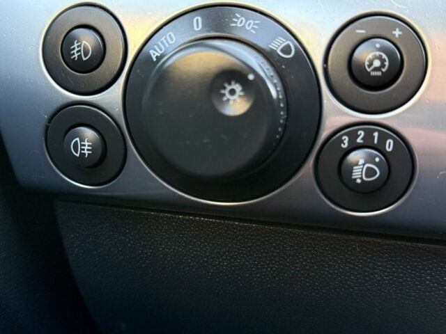 Серый Опель Астра, объемом двигателя 1.6 л и пробегом 245 тыс. км за 6100 $, фото 23 на Automoto.ua