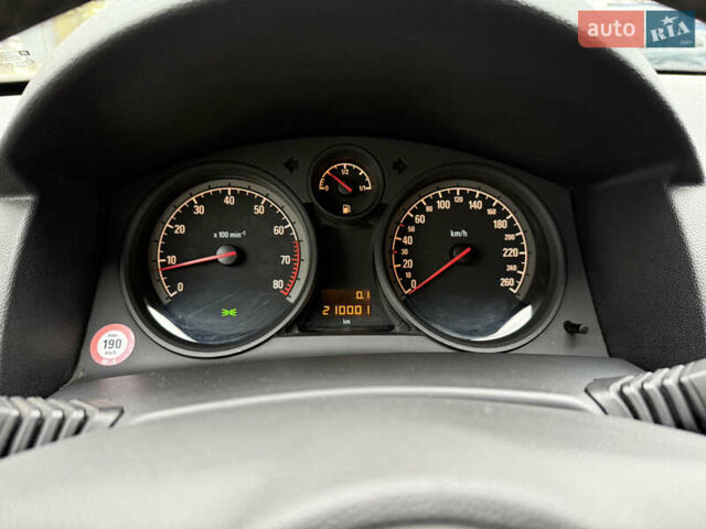 Опель Астра 2010 у Вінниці на Automoto.ua Сірий Опель Астра, об'ємом двигуна 0 л та пробігом 210 тис. км за 5600 $, фото 28 на Automoto.ua