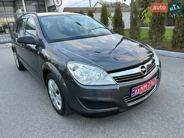 Опель Астра 2010 в Полтаве на Automoto.ua Серый Опель Астра, объемом двигателя 1.6 л и пробегом 143 тыс. км за 6500 $, фото 129 на Automoto.ua