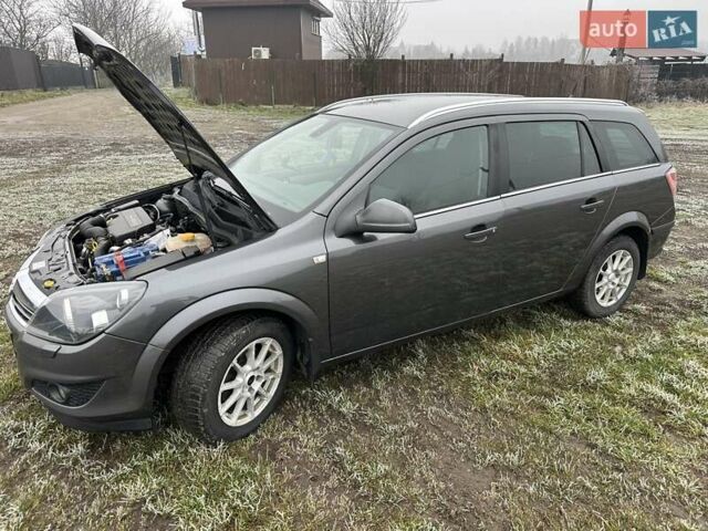 Серый Опель Астра, объемом двигателя 1.69 л и пробегом 336 тыс. км за 6600 $, фото 7 на Automoto.ua