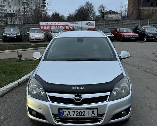 Сірий Опель Астра, об'ємом двигуна 1.7 л та пробігом 230 тис. км за 5900 $, фото 8 на Automoto.ua