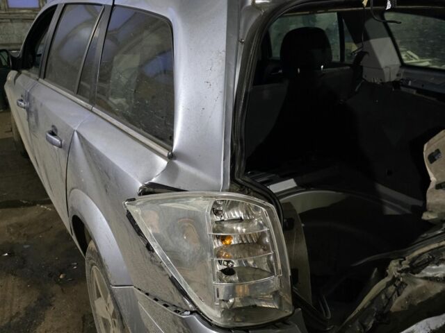 Серый Опель Астра, объемом двигателя 1.7 л и пробегом 270 тыс. км за 2700 $, фото 1 на Automoto.ua