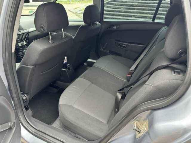 Серый Опель Астра, объемом двигателя 0 л и пробегом 209 тыс. км за 6400 $, фото 14 на Automoto.ua