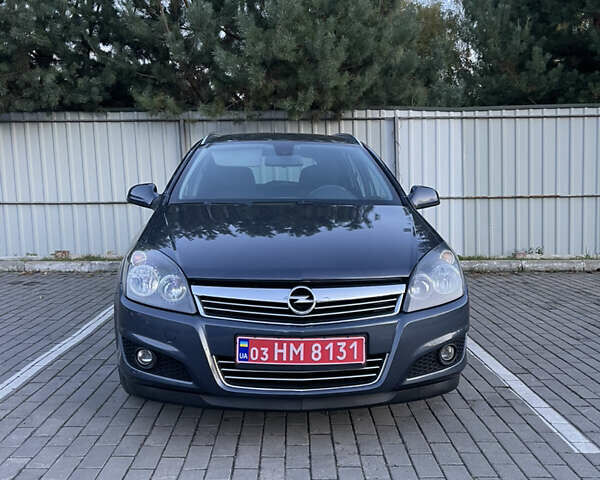Опель Астра 2010 в Луцке на Automoto.ua Серый Опель Астра, объемом двигателя 0 л и пробегом 257 тыс. км за 6280 $, фото 2 на Automoto.ua