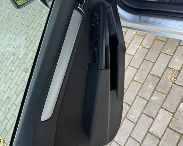 Серый Опель Астра, объемом двигателя 1.7 л и пробегом 255 тыс. км за 5800 $, фото 36 на Automoto.ua