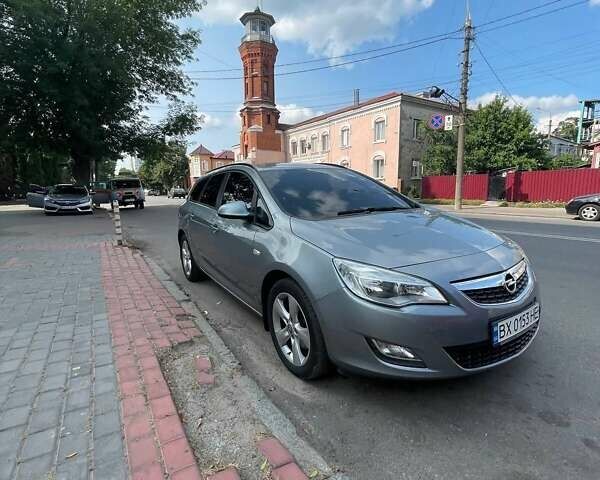 Опель Астра 2010 у Первомайськ на Automoto.ua Сірий Опель Астра, об'ємом двигуна 1.69 л та пробігом 223 тис. км за 7500 $, фото 28 на Automoto.ua