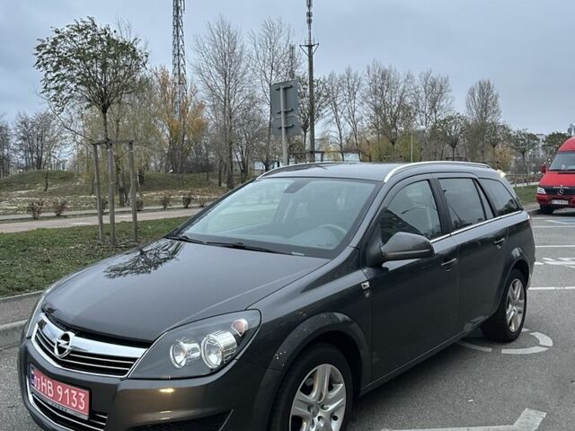 Сірий Опель Астра, об'ємом двигуна 1.4 л та пробігом 179 тис. км за 6700 $, фото 1 на Automoto.ua