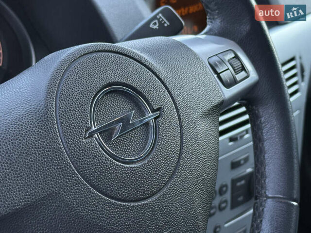 Сірий Опель Астра, об'ємом двигуна 1.6 л та пробігом 203 тис. км за 4999 $, фото 43 на Automoto.ua