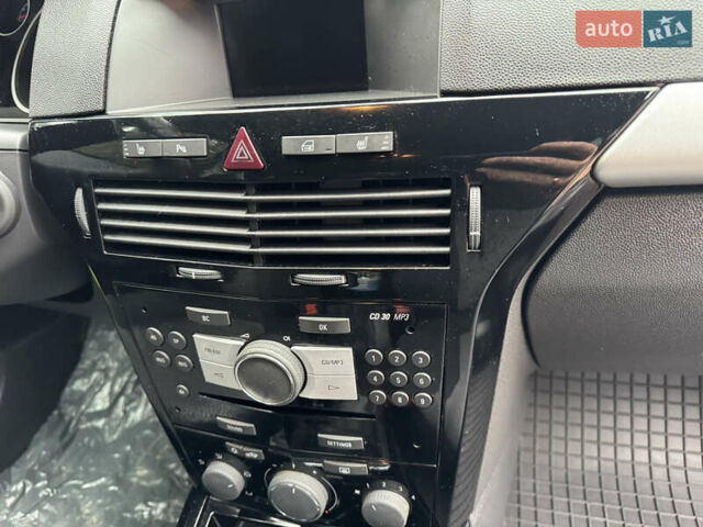 Серый Опель Астра, объемом двигателя 1.6 л и пробегом 209 тыс. км за 6300 $, фото 20 на Automoto.ua