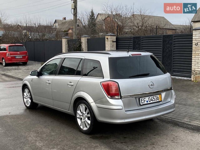 Серый Опель Астра, объемом двигателя 1.6 л и пробегом 160 тыс. км за 6500 $, фото 6 на Automoto.ua