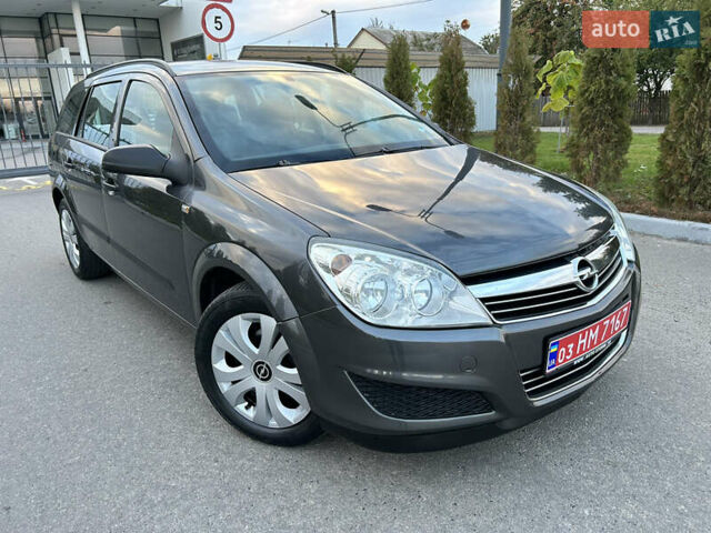 Опель Астра 2010 в Полтаве на Automoto.ua Серый Опель Астра, объемом двигателя 1.6 л и пробегом 143 тыс. км за 6500 $, фото 118 на Automoto.ua