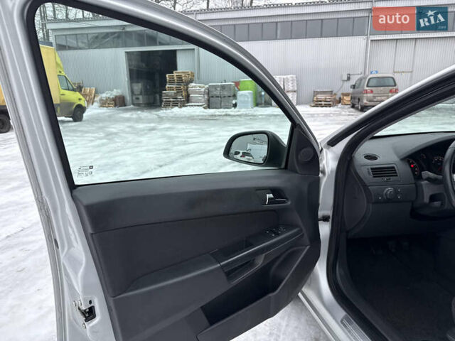 Сірий Опель Астра, об'ємом двигуна 1.6 л та пробігом 210 тис. км за 5350 $, фото 19 на Automoto.ua