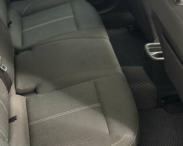 Сірий Опель Астра, об'ємом двигуна 1.96 л та пробігом 280 тис. км за 7950 $, фото 17 на Automoto.ua