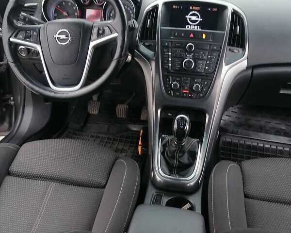 Опель Астра 2011 у Києві на Automoto.ua Сірий Опель Астра, об'ємом двигуна 1.3 л та пробігом 254 тис. км за 7200 $, фото 10 на Automoto.ua