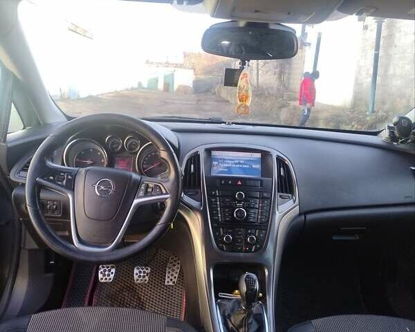 Серый Опель Астра, объемом двигателя 1.7 л и пробегом 265 тыс. км за 6499 $, фото 9 на Automoto.ua