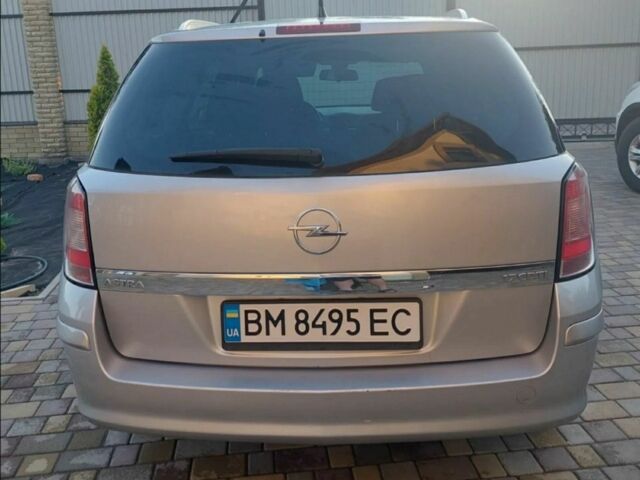 Серый Опель Астра, объемом двигателя 1.7 л и пробегом 214 тыс. км за 6150 $, фото 1 на Automoto.ua