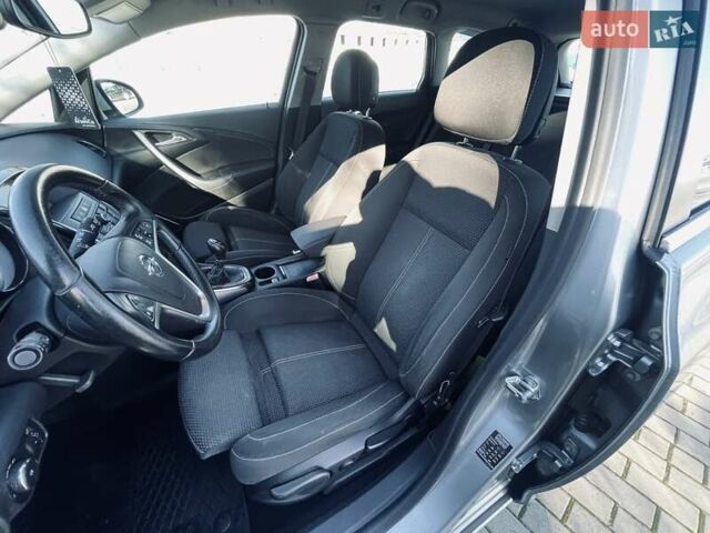 Серый Опель Астра, объемом двигателя 1.7 л и пробегом 259 тыс. км за 7700 $, фото 34 на Automoto.ua