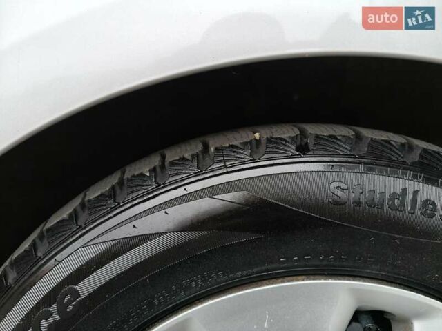 Серый Опель Астра, объемом двигателя 1.7 л и пробегом 276 тыс. км за 6500 $, фото 27 на Automoto.ua