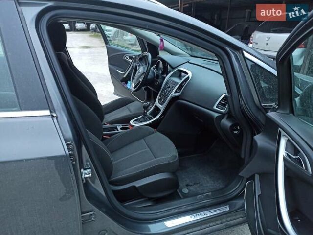 Серый Опель Астра, объемом двигателя 2 л и пробегом 285 тыс. км за 7000 $, фото 8 на Automoto.ua