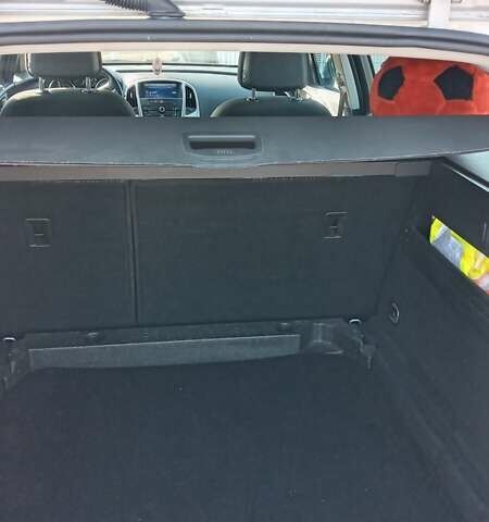 Серый Опель Астра, объемом двигателя 1.69 л и пробегом 187 тыс. км за 6800 $, фото 11 на Automoto.ua