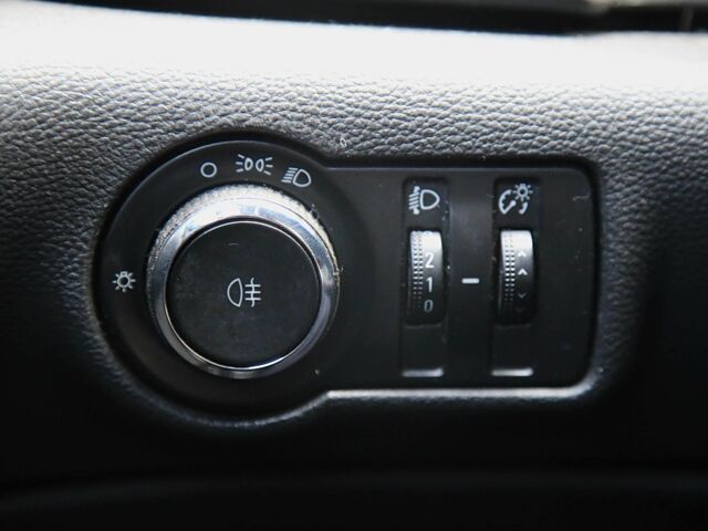 Серый Опель Астра, объемом двигателя 1.7 л и пробегом 233 тыс. км за 7800 $, фото 20 на Automoto.ua