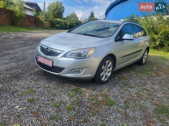 Сірий Опель Астра, об'ємом двигуна 1.6 л та пробігом 220 тис. км за 6000 $, фото 5 на Automoto.ua