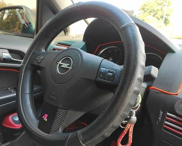 Сірий Опель Астра, об'ємом двигуна 1.69 л та пробігом 253 тис. км за 6350 $, фото 15 на Automoto.ua