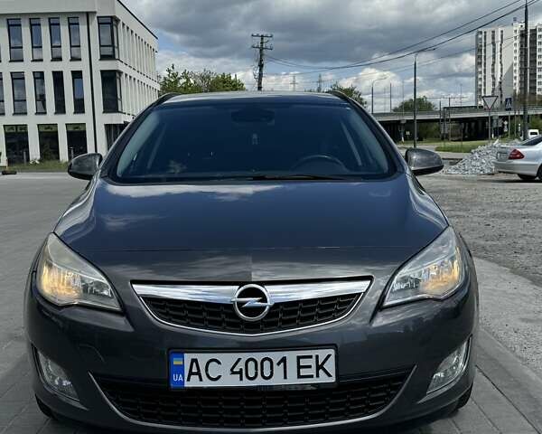 Сірий Опель Астра, об'ємом двигуна 2 л та пробігом 290 тис. км за 7200 $, фото 25 на Automoto.ua