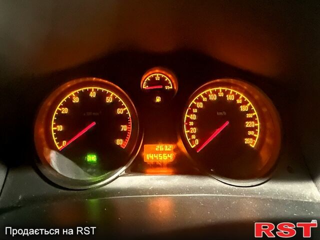 Серый Опель Астра, объемом двигателя 1.6 л и пробегом 144 тыс. км за 5300 $, фото 4 на Automoto.ua