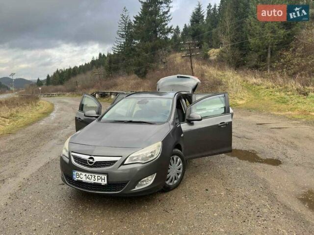 Серый Опель Астра, объемом двигателя 1.69 л и пробегом 240 тыс. км за 6200 $, фото 11 на Automoto.ua