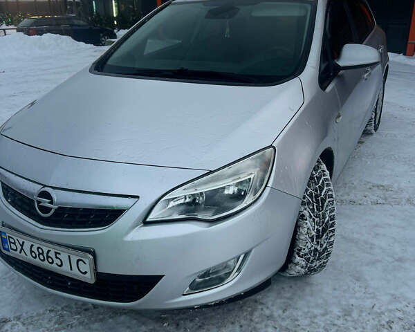 Сірий Опель Астра, об'ємом двигуна 1.69 л та пробігом 290 тис. км за 6800 $, фото 3 на Automoto.ua