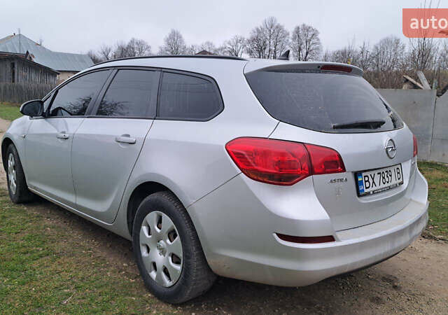 Серый Опель Астра, объемом двигателя 1.69 л и пробегом 210 тыс. км за 6500 $, фото 7 на Automoto.ua