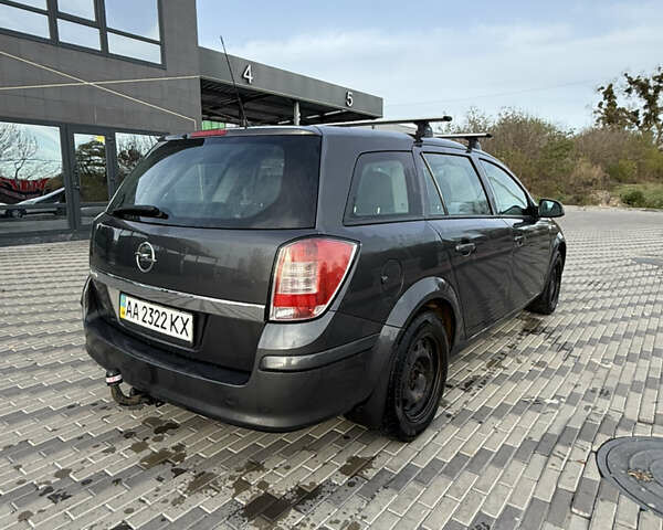 Серый Опель Астра, объемом двигателя 1.6 л и пробегом 250 тыс. км за 6500 $, фото 7 на Automoto.ua