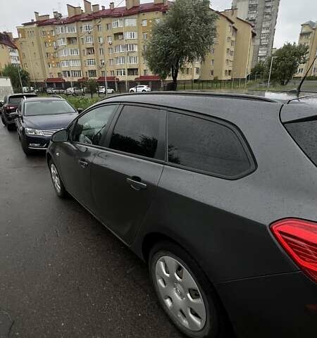 Сірий Опель Астра, об'ємом двигуна 1.7 л та пробігом 272 тис. км за 6100 $, фото 1 на Automoto.ua