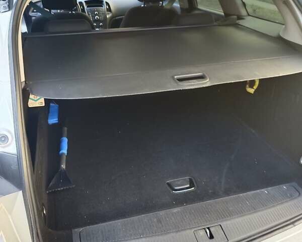 Сірий Опель Астра, об'ємом двигуна 1.7 л та пробігом 418 тис. км за 6100 $, фото 6 на Automoto.ua