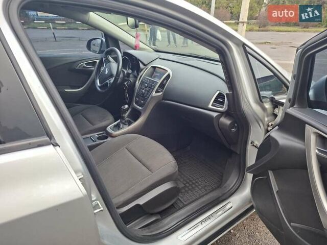 Сірий Опель Астра, об'ємом двигуна 1.4 л та пробігом 300 тис. км за 6400 $, фото 14 на Automoto.ua