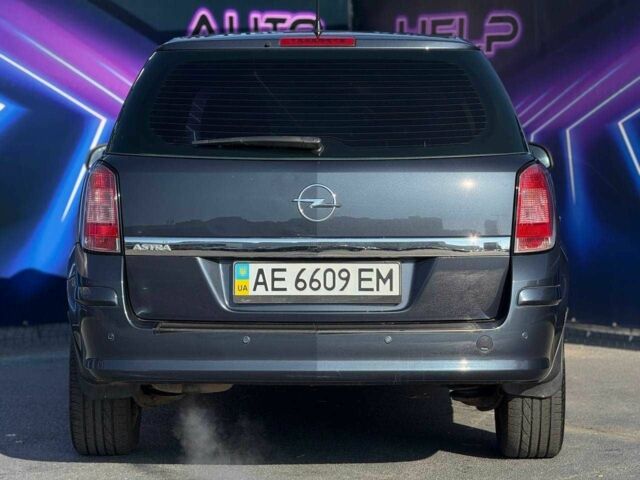 Серый Опель Астра, объемом двигателя 1.6 л и пробегом 147 тыс. км за 6799 $, фото 5 на Automoto.ua