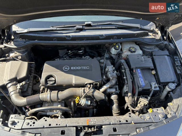 Серый Опель Астра, объемом двигателя 1.69 л и пробегом 208 тыс. км за 7500 $, фото 22 на Automoto.ua