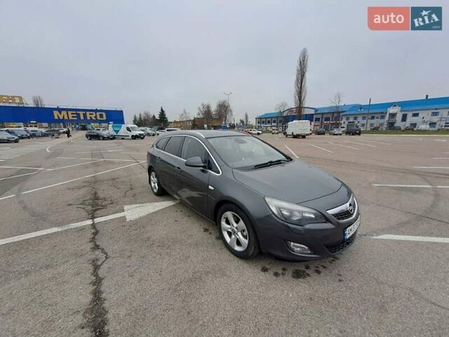 Сірий Опель Астра, об'ємом двигуна 1.7 л та пробігом 264 тис. км за 6500 $, фото 4 на Automoto.ua