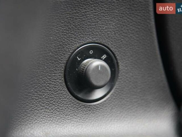 Серый Опель Астра, объемом двигателя 1.69 л и пробегом 233 тыс. км за 7800 $, фото 21 на Automoto.ua