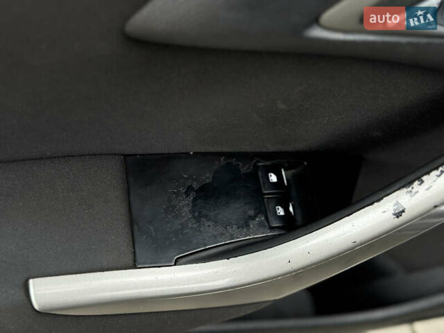 Серый Опель Астра, объемом двигателя 1.69 л и пробегом 412 тыс. км за 6500 $, фото 27 на Automoto.ua