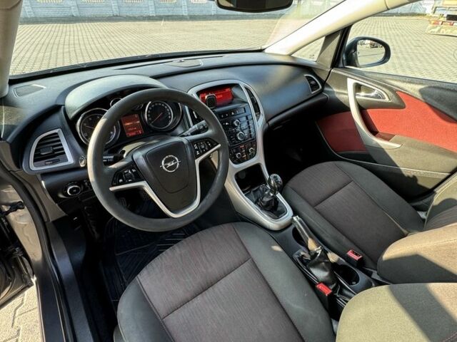 Опель Астра 2011 в Черновцах на Automoto.ua Серый Опель Астра, объемом двигателя 1.2 л и пробегом 277 тыс. км за 5600 $, фото 6 на Automoto.ua