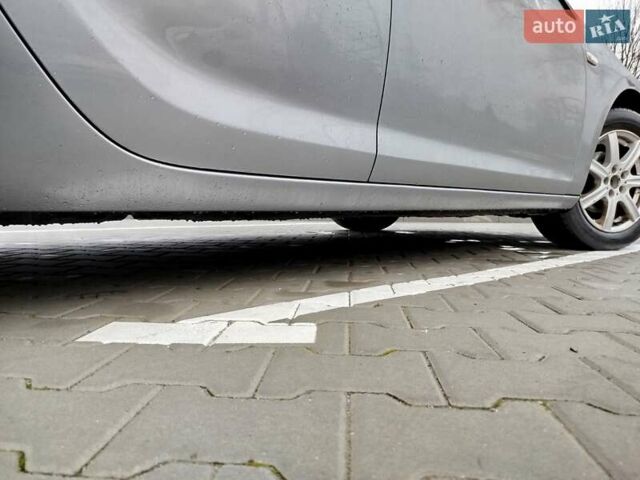 Серый Опель Астра, объемом двигателя 1.25 л и пробегом 254 тыс. км за 5000 $, фото 10 на Automoto.ua