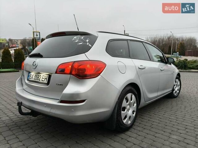Серый Опель Астра, объемом двигателя 1.7 л и пробегом 276 тыс. км за 6500 $, фото 3 на Automoto.ua