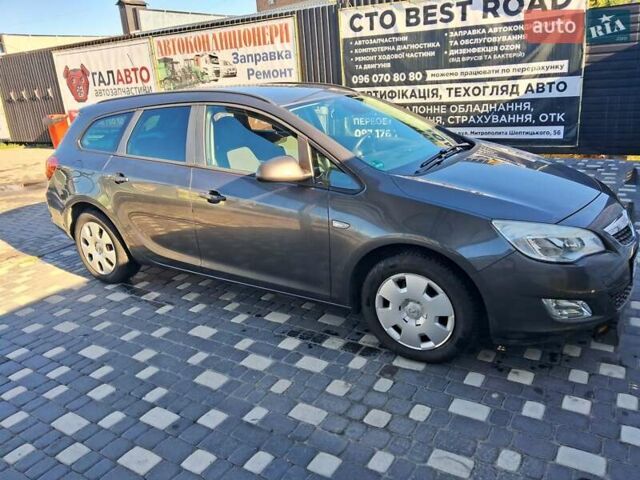 Серый Опель Астра, объемом двигателя 1.6 л и пробегом 176 тыс. км за 7200 $, фото 17 на Automoto.ua